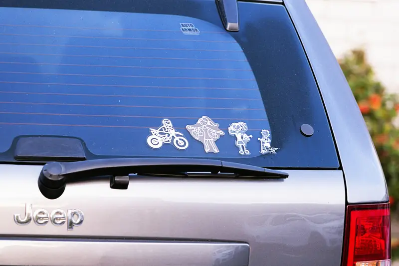 Remove Sticker from Car Window: Ultimate Guide to Effortlessly Eliminating Sticky Residue